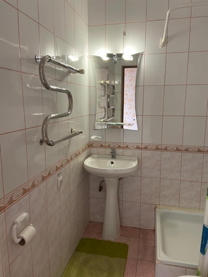 Золотий Лев Otel Zvenyhorodka Dış mekan fotoğraf