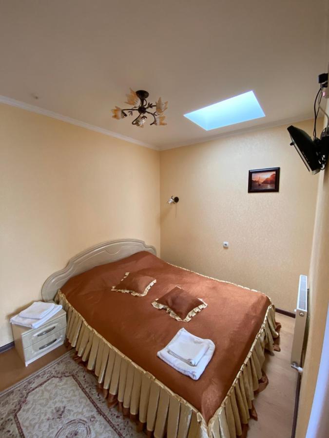 Золотий Лев Otel Zvenyhorodka Dış mekan fotoğraf