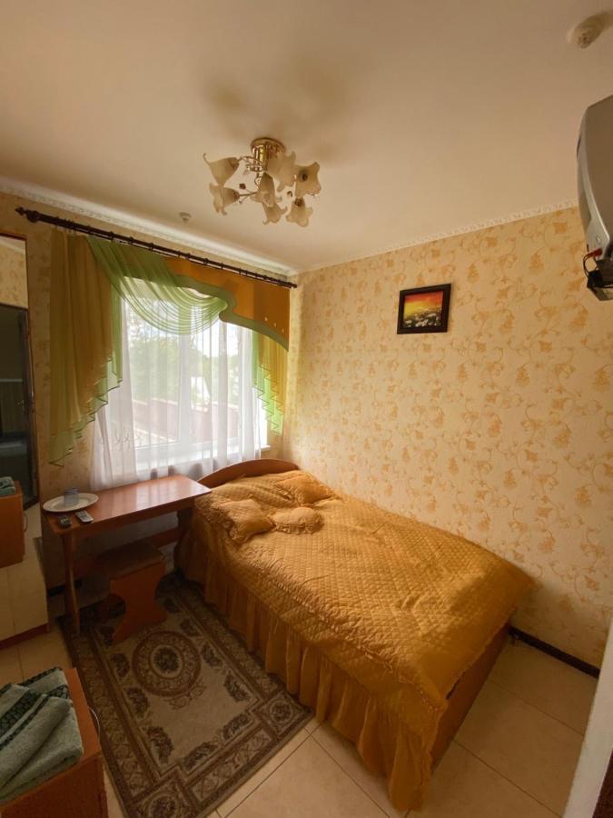 Золотий Лев Otel Zvenyhorodka Dış mekan fotoğraf