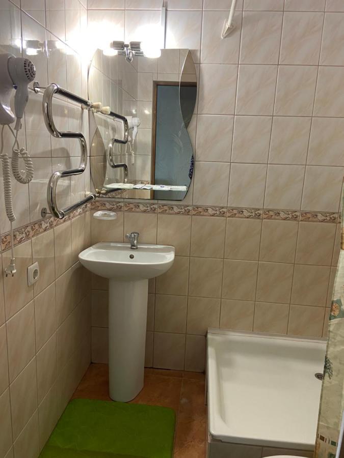 Золотий Лев Otel Zvenyhorodka Dış mekan fotoğraf