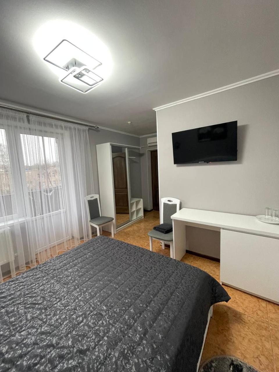 Золотий Лев Otel Zvenyhorodka Dış mekan fotoğraf